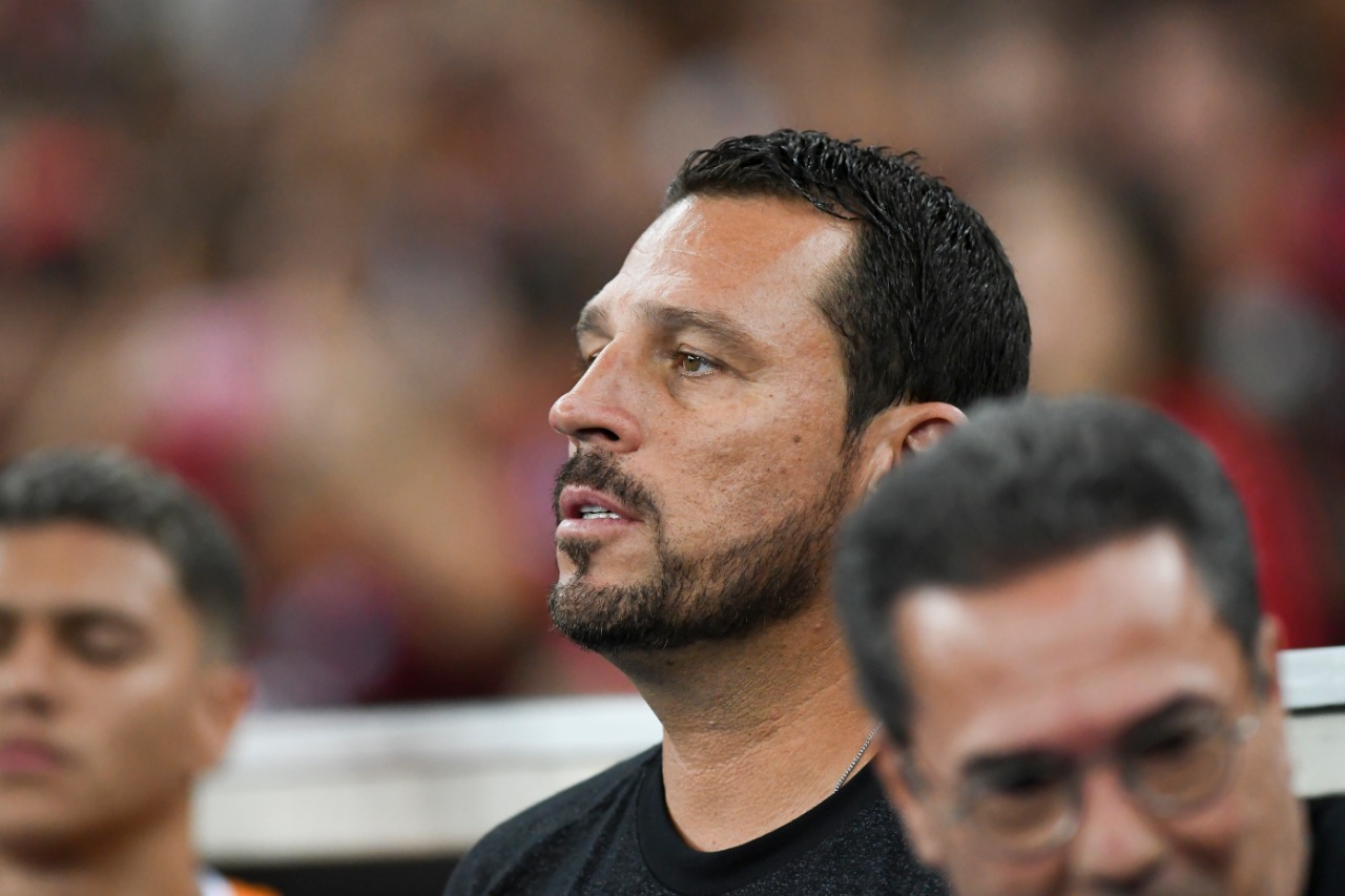 foto1_o-tecnico-de-futebol-brasileiro-foi-muito-bem-representado-nesse-jogo-contra-o-flamengo